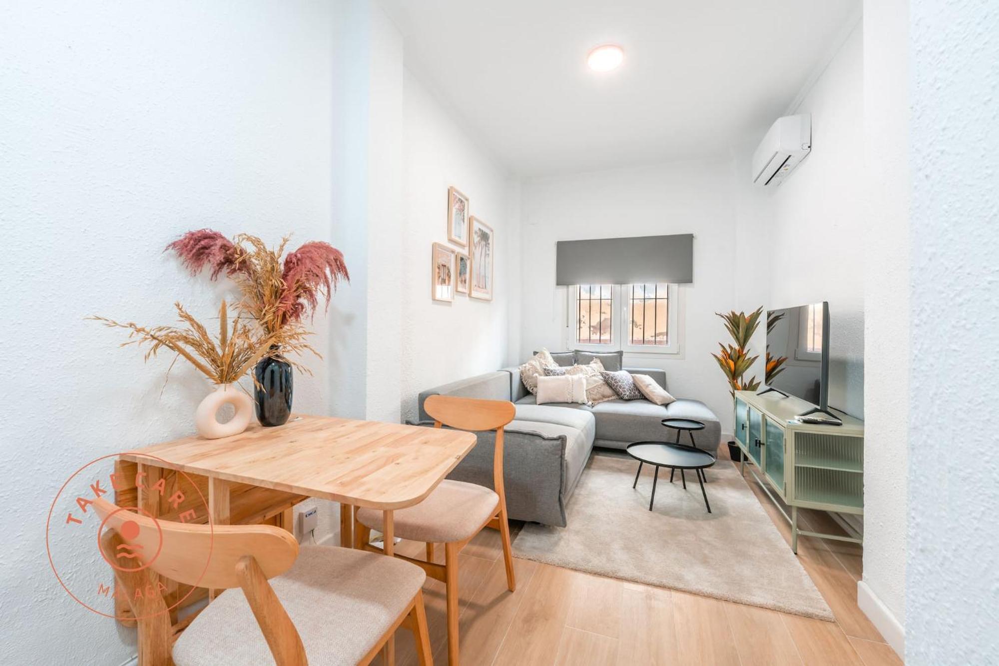 Cosy Apartment With Patio In Malaga - Tcm Exterior foto